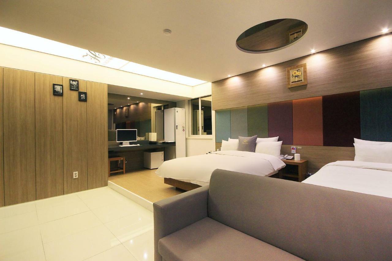 Iksan H Drive Hotel מראה חיצוני תמונה