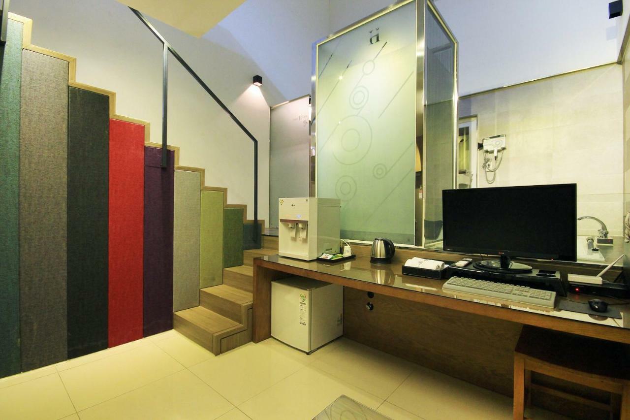 Iksan H Drive Hotel מראה חיצוני תמונה