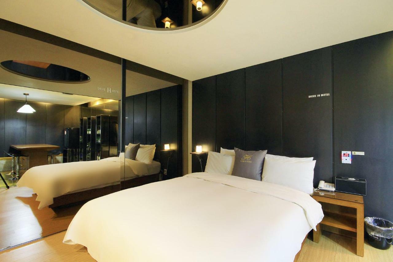 Iksan H Drive Hotel מראה חיצוני תמונה